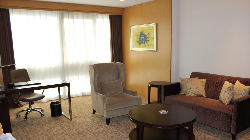 Holiday Inn Shijiazhuang Central By Ihg Dış mekan fotoğraf